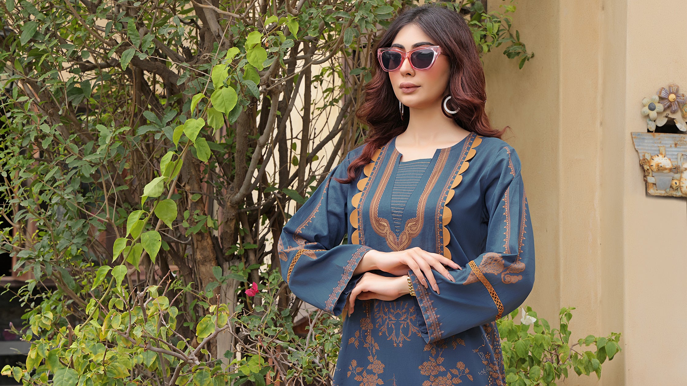 Fancy Frock Design: Elevate Your Ladies Wear Collection