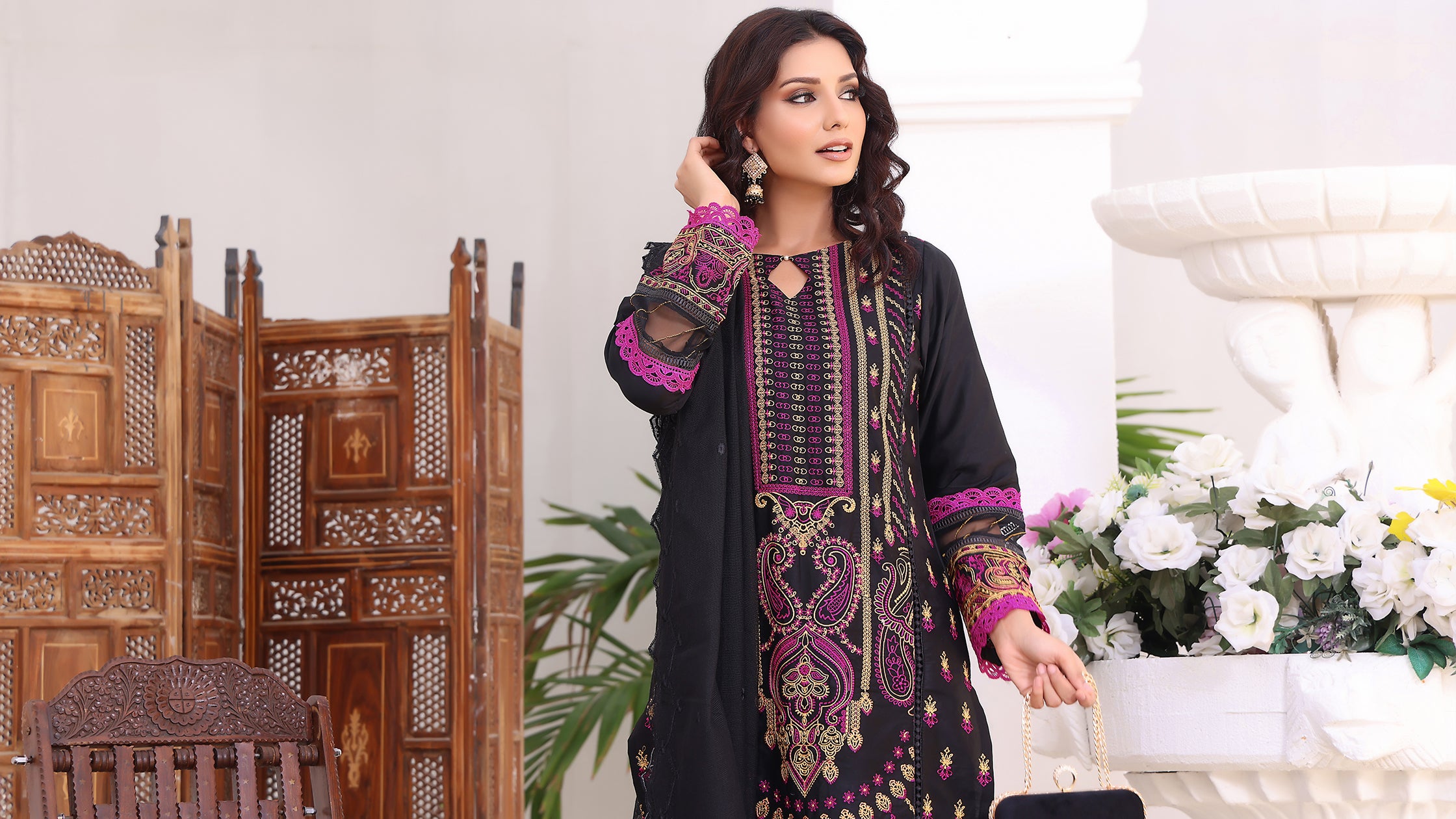 Simple Frock Design Ideas for Elegant Ladies' Wear