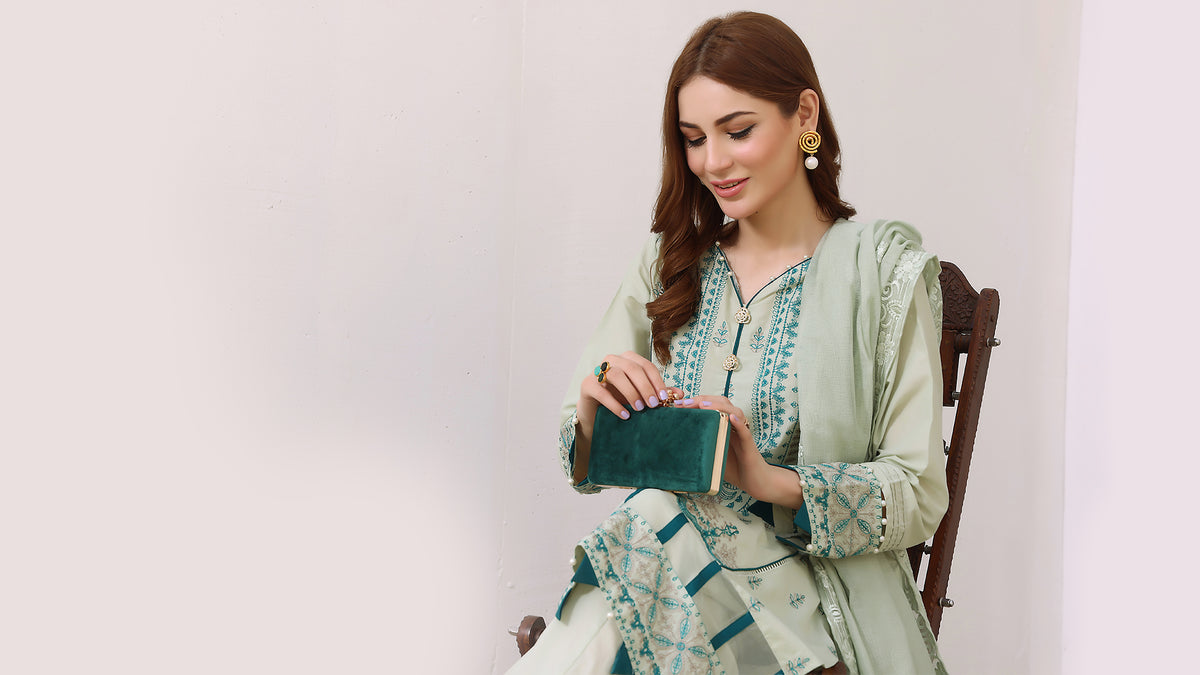 Baby Girl Frock Design: Adorable Selections from Latest Ladies' Wear Collections