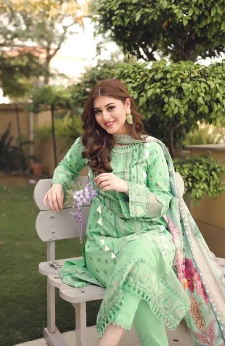 Amber | 3-Pc Stitched Lawn Embroidered Suit