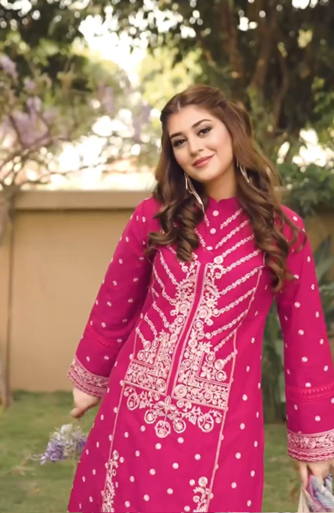 Verdurous | 3-Pc Stitched Lawn Embroidered Suit