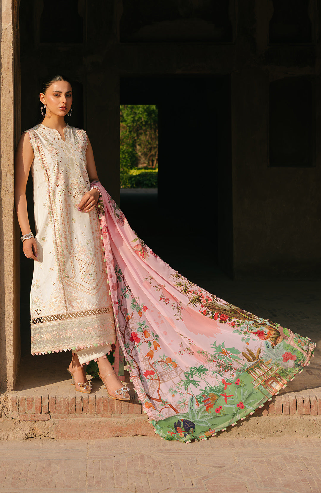 Nevin | 3Pc Lawn Embroidered Suit