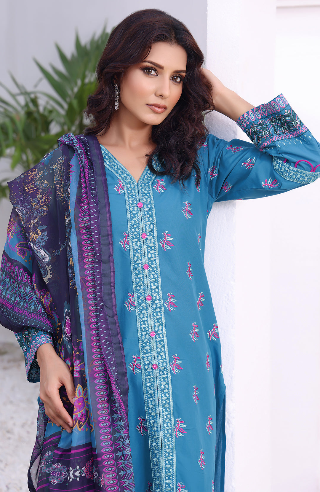 Flutter | Luxury Stitched 3PC Embroidered Cotton Lawn Shirt with Printed Silk Dupatta
