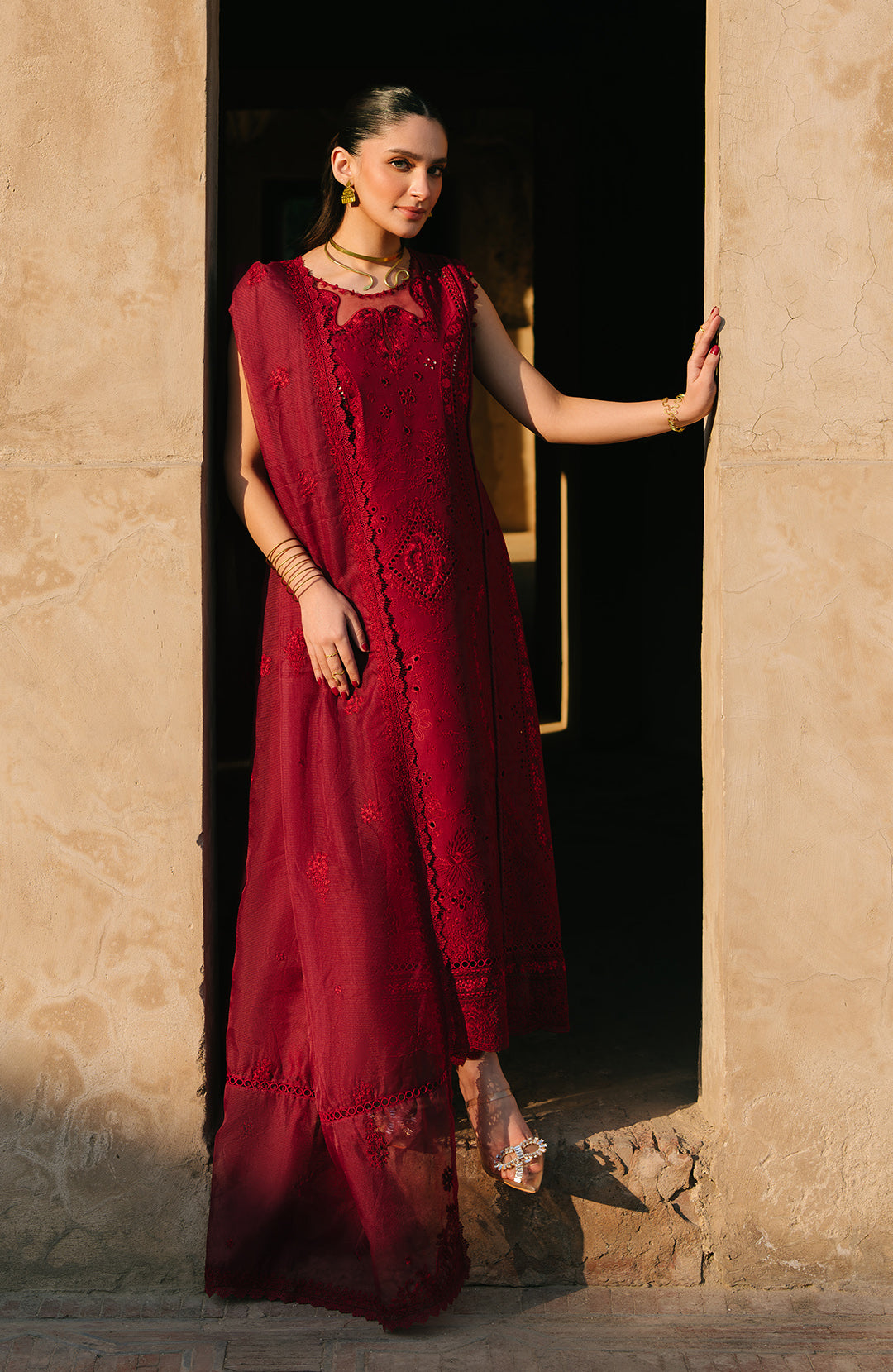 Amira | 3Pc Lawn Embroidered Suit