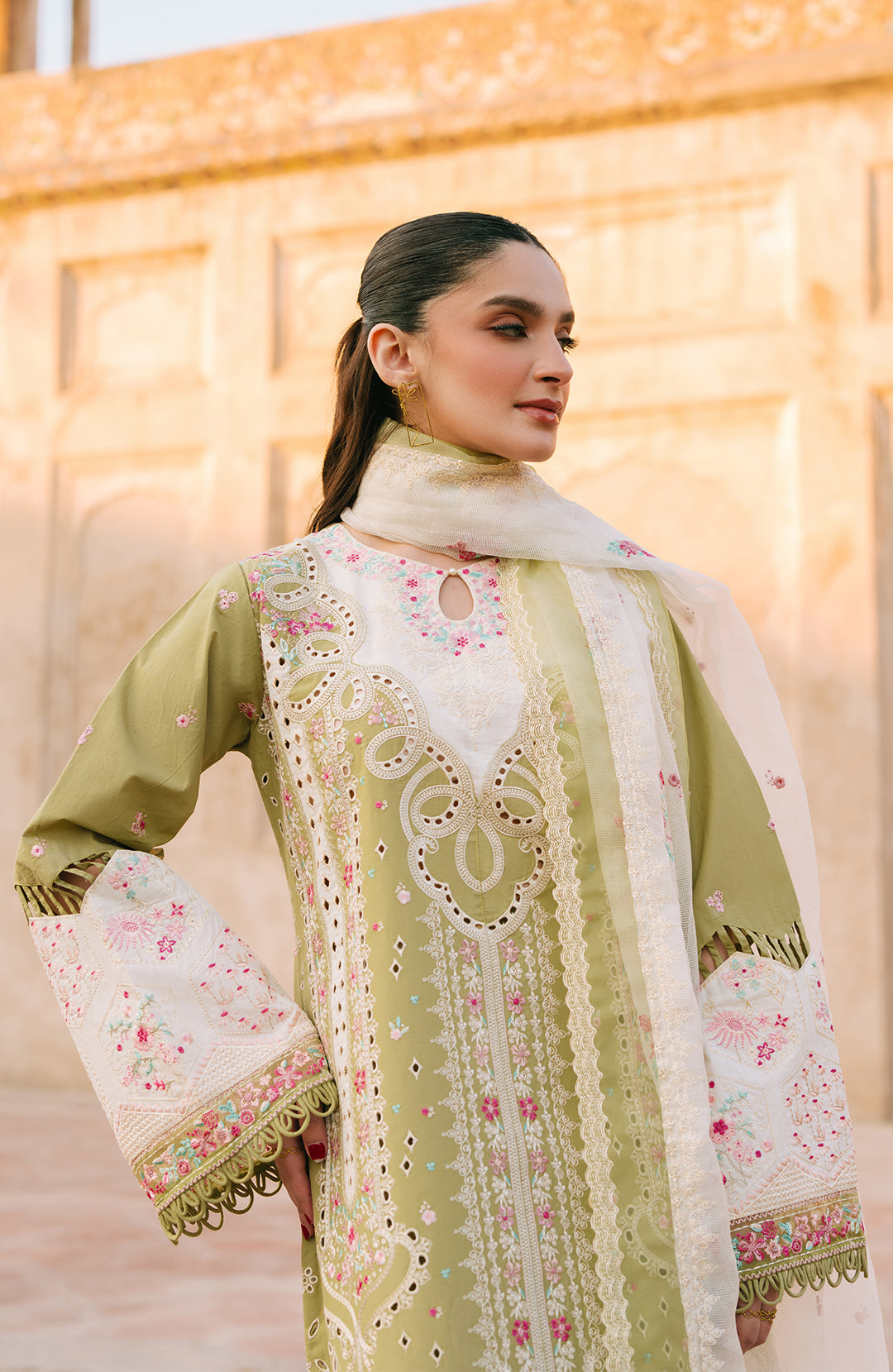 Talia | 3Pc Lawn Embroidered Suit