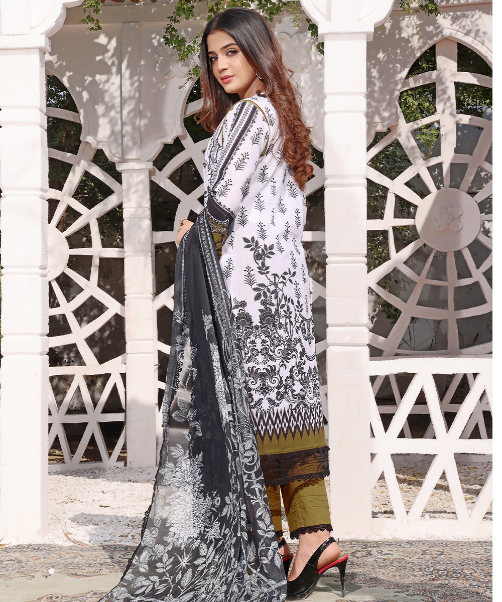 Azure | Embroidered Lawn 3PC Pret